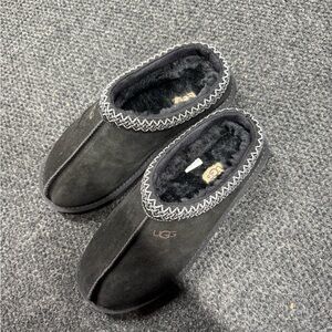 Black Cozy Loafers